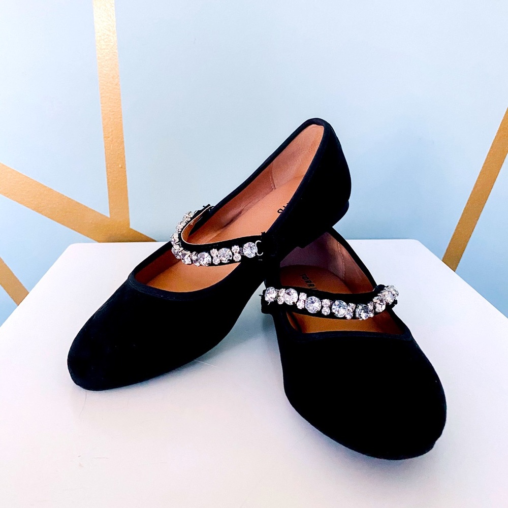 Torrid Jewel Black Flats Women’s size 8